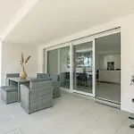 Apartment Niesen - Aare Jungfrau Ag *