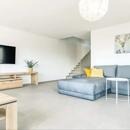 Apartment Niesen - Aare Jungfrau Ag